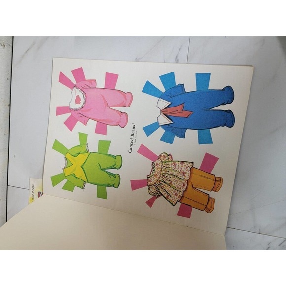 Canned Beans Paper Doll Book, Whitman Uncut 1977 With 6 Pages of Clothes NEW lot - Picture 5 of 8